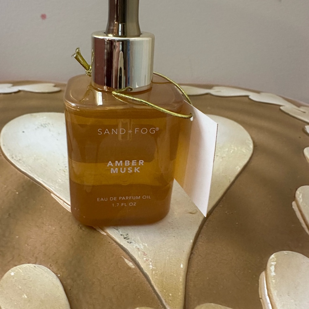 SAND + FOG Amber Musk Eau de Parfum Oil - Gold